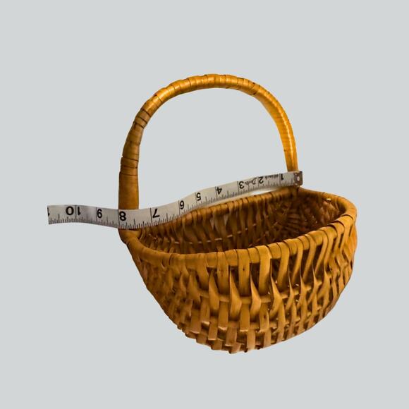 Vintage Woven Hanging Wall Basket – Boho Cottagecore Farmhouse Decor - Picture 9 of 9